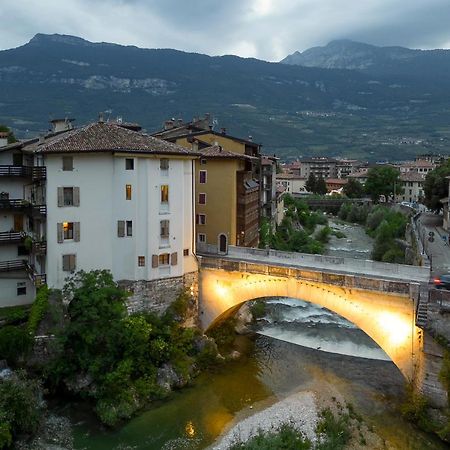 Appartamento Borgo San Tomaso, Tra Storia E Natura Роверето Екстериор снимка