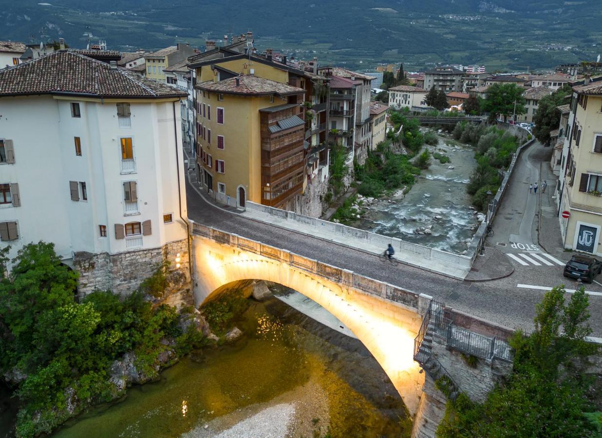 Appartamento Borgo San Tomaso, Tra Storia E Natura Роверето Екстериор снимка