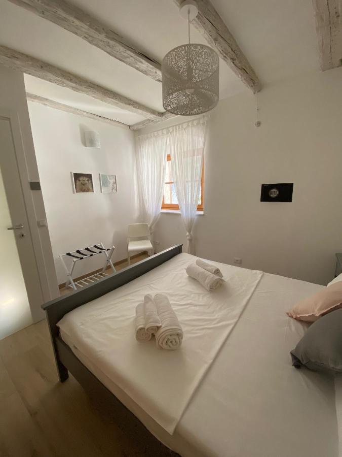 Appartamento Borgo San Tomaso, Tra Storia E Natura Роверето Екстериор снимка