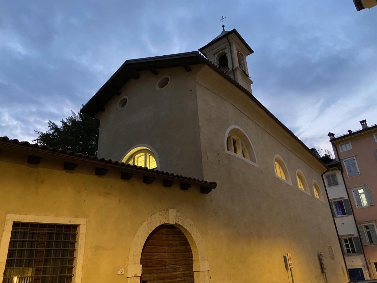 Appartamento Borgo San Tomaso, Tra Storia E Natura Роверето Екстериор снимка